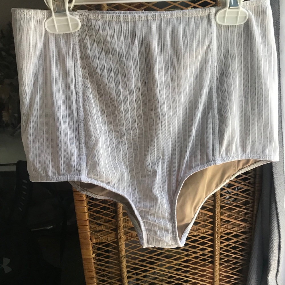 Kortni Jeane high waisted bottoms swimmer